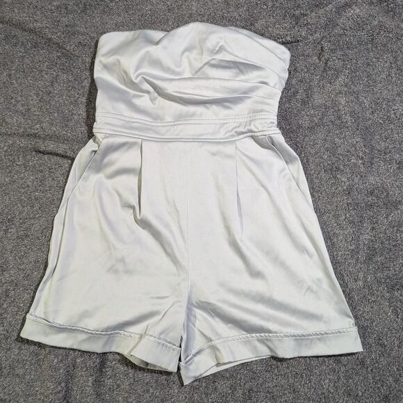 Cute Classy Women's Strapless Silver Romper - Picture 2 of 7